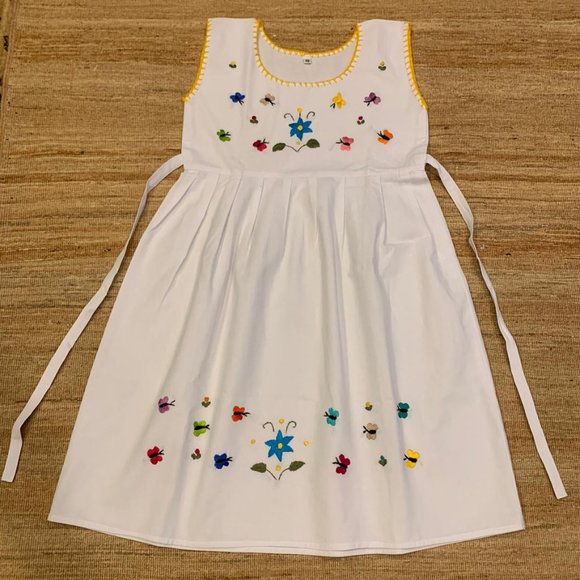 Mexican Girls Dress With Hand Embroidered. - Picture 1 of 6